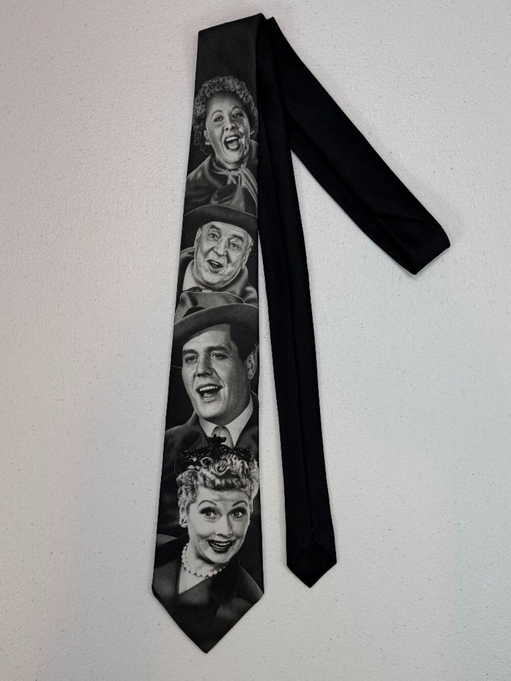 Vintage 1992 I Love Lucy & Gang Ralph Marlin Tie CBS Made USA 60" Necktie